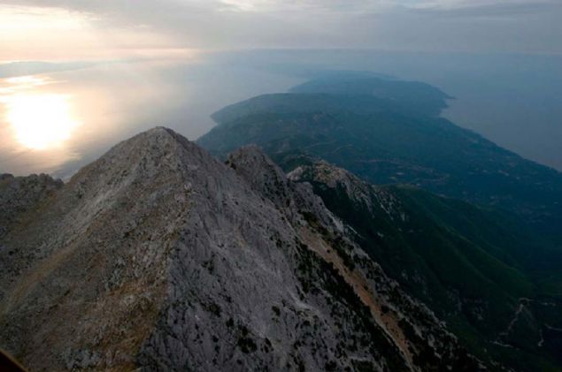 Blgeye karayolundan gidilemiyor, sadece deniz zerinden ulalyor.    