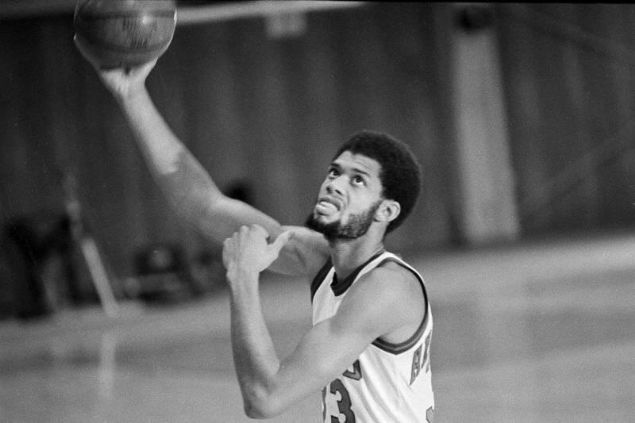                                                                 3<br><br>  KAREEM ABDUL-JABBAR                                                          