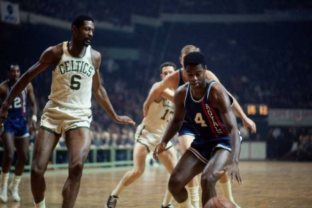                                                                 11<br><br>  OSCAR ROBERTSON                                                           