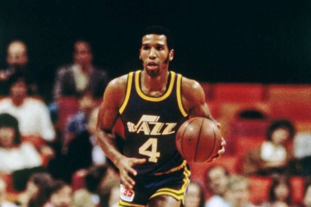                                                                 40<br><br>  ADRIAN DANTLEY                                                            