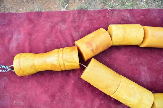 17 yllk tespihi Nasr Fidan ile ailesinin 400 bin TL maliyetle hazrlad 1 ton arlndaki tespih de arnn ortasnda sergilenmeye balad.  