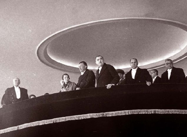 - 'Trkiye Devleti'nin hkmet ekli cumhuriyettir.'    