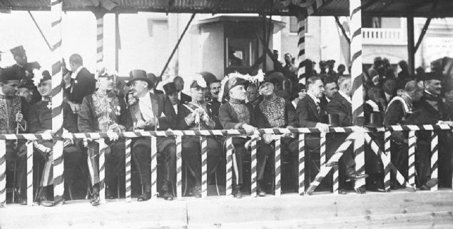 Bundan sonra cumhurbakanl seimine geildi.   