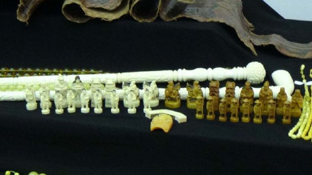 Ele geirilen toplam 269 objelerin yasad yollardan lkeye sokulduu belirtilirken,yaklak arak 1 milyon 500 bin lira deerinde olduunu ileri srld. 