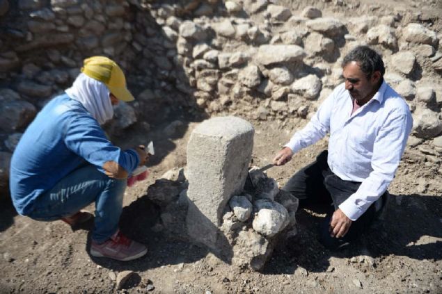 'Yap�lan analizlere g�re tap�nak 4 stele sahip. Yakla��k 11 bin 300 y�ll�k oldu�unu d���n�yoruz...   