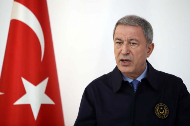 Milli Savunma Bakan� Hulusi Akar, Rasulayn'�n g�neydo�usundaki arama tarama faaliyetleri s�ras�nda ele ge�irilen 18 ki�inin durumuna ili�kin,  