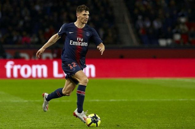                                                                 THOMAS MEUNIER - PSG  <br><br>  SA BEK                                                           
