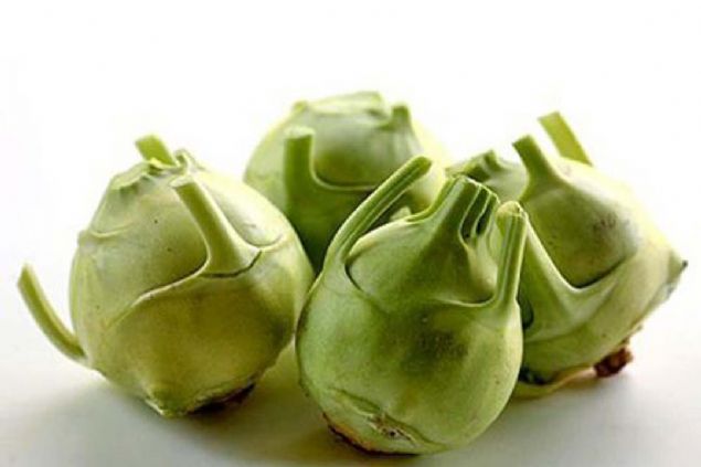 20- Kolin adl� vitamin, karaci�erdeki ya�lanmay� �nler. Kolesterol� de dengede tutar.   