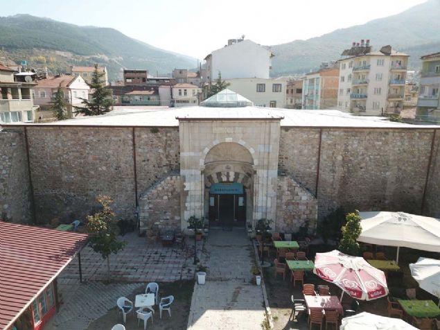 Tahan'n yresel el sanatlarmzn sergilendii ve yemeklerimizin tantld kltrel bir mekan haline gelmesini istiyoruz. Bu sayede Tahan'n ile turizmi ile ekonomisine ciddi katk sunacan dnyoruz... 