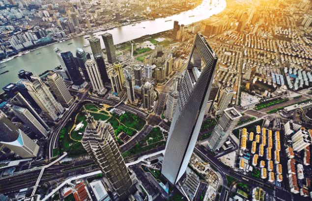 �angay D�nya Finans Merkezi � �angay, �in  <br><br>  �ekli sebebiyle �i�e a�aca��na benzetilen bu bina, 493 metre y�ksekli�i ile, Taipei 101'den sadece 14 metre daha k�sa.      