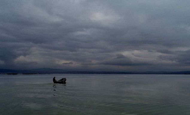 G�lde, aynal� sazan, �in sazan�, tatl� su kefali, g�m��, kadife bal��� ve tatl� su �stakozu avlayan aileler, ge�imlerini av sezonunda tuttuklar� bal�klar� satarak sa�l�yor. G�l, do�al g�zellikleri ve bitki �rt�s�yle ziyaret�ilerine de e�siz g�zellikler sunuyor.    