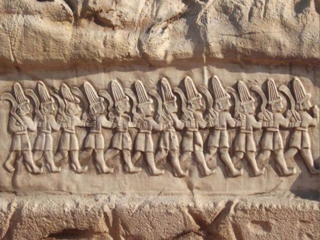 Bununla birlikte, yaygn tarmsal baarszlklara ve bir dnemin sona ermesine neden olan iklim dinamikleri henz yeterince aratrlmamt.         