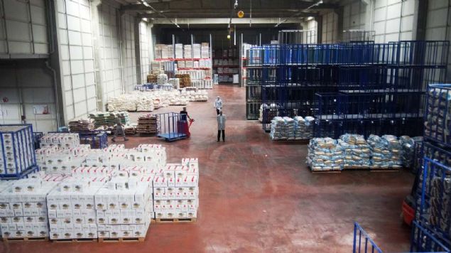 Aldmz belgeyle artk Trkiyedeki market zincirlerinin hepsi Mardin bulgurunu satmak iin sraya girdi. Hepsiyle grmelerimiz devam ediyor. Mardin bulguru ok kaliteli olduundan ve artk corafi tescil belgeli olduundan raflarnda grmek istiyorlar. Mardinde 15 tane bulgur fabrikas bulunmaktadr. Bu fabrikalarmz imdiden harl harl corafi iarettescilli Mardin bulgurunu retiyor' dedi.    