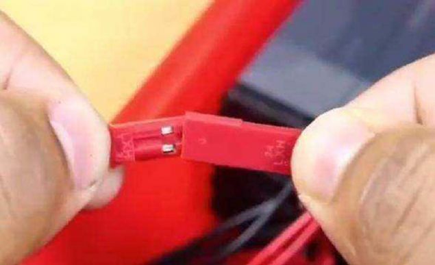 imdi son aamaya geiyoruz ve kablo balantlarn gerekletiriyoruz.  