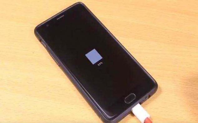 Ve telefonumuzu arj etmeye balad bile!   