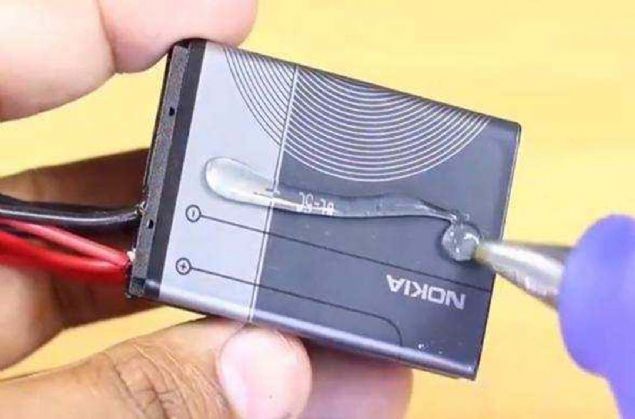 Son Nokia bataryasn da tutkallayalm ve...  