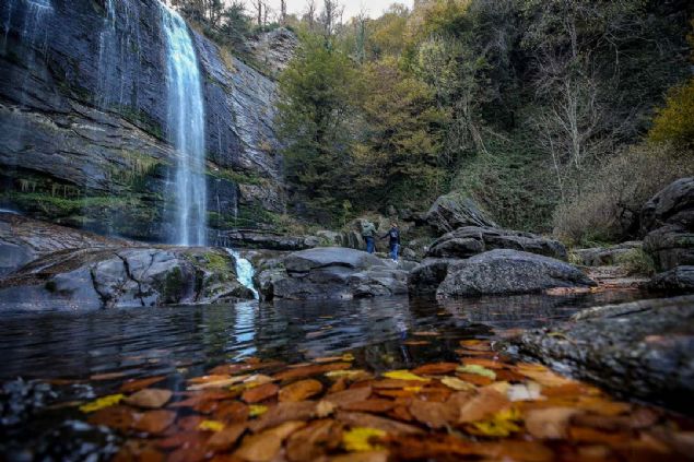 Damat Recep Aktanl, elalenin fotoraflarn sosyal medyadan grdklerini ifade ederek 'Buras ok gzel. elalede ekilen fotoraflarmz bir mr bize hatra kalacak.' dedi.  