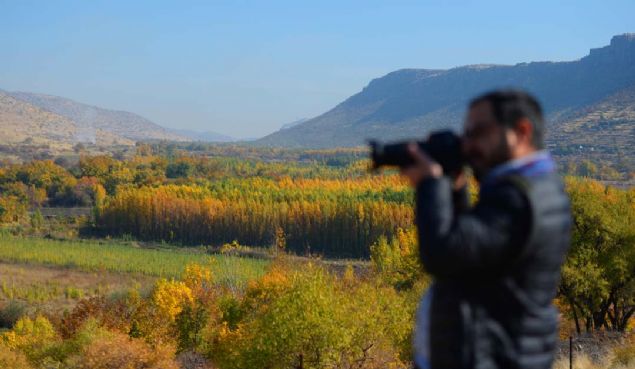 Savur il�esinin de bir�ok g�zelli�i bar�nd�rd���n� ifade eden T�rker, 'Mardin'in tarihi ve k�lt�r�n� yans�tmas�n�n yan� s�ra e�siz bir do�aya da sahip.  