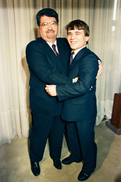 Sleymanolu, 1986 ylnda dnemin babakan Turgut zal ve ilgili birimlerin baarl operasyonuyla Trkiye`ye getirildi. 