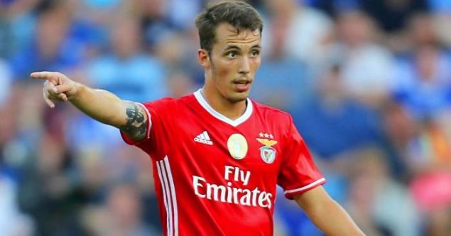                                                                 8- Alex Grimaldo / Benfica                                                        