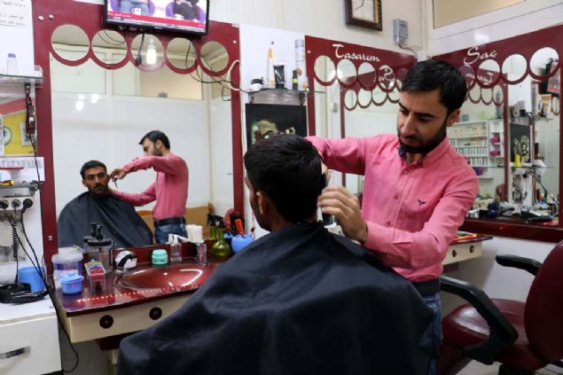 'T�rkiye bize her t�rl� yard�mda ve destekte bulundu'  <br><br>  Bar�nma merkezinde kalan Halit Sakall�, 2016'da ailesiyle T�rkiye'ye s���nd�klar�n� s�yledi.      