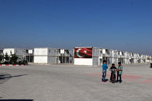 Ablak, merkezde kendilerine sa�lad��� imkanlardan dolay� T�rkiye'ye te�ekk�r etti.    