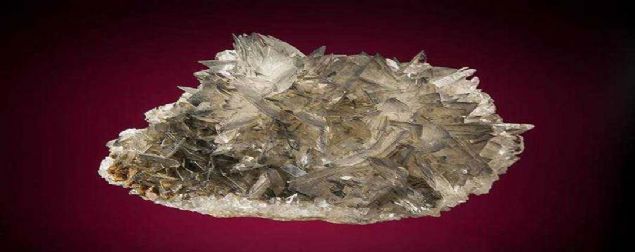 2018 y�l�nda 2,45 milyon ton bor �r�nleri sat��� kar��l���nda, y�zde 97'si ihracat gelirlerinden olmak �zere ilk defa 1 milyar dolar�n �zerinde sat�� geliri elde edildi�ini anlatan Ersan Ayten,  