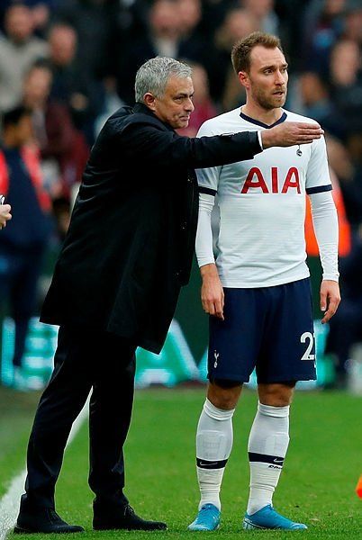 Avrupa'n�n �nemli liglerinde ve S�per Lig'de bir�ok futbolcunun s�zle�mesi sezon sonu bitiyor. Aralar�nda d�nyaca �nl� y�ld�zlarla birlikte gen� isimlerin de oldu�u liste bir hayli kabar�k. Bu futbolcularla y�lba��ndan itibaren g�r��me yapmak serbest olacak ve sezon sonunda bonservis bedeli olmadan transfer edilebilecekler. ��te sezon sonu s�zle�mesi bitecek futbolcular...  <br><br>  Christian Eriksen - Tottenham 