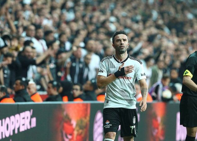                                                                 G�khan G�n�l - Be�ikta�                                                       