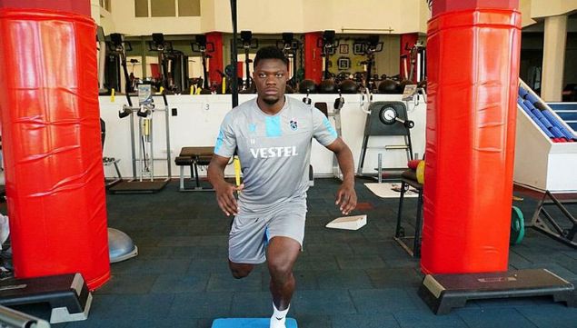                                                                 Ogenyi Onazi - Trabzonspor                                                       