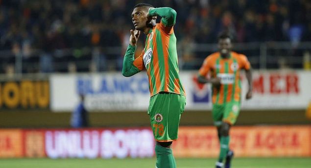                                                                 Jr. Fernandes - A.Alanyaspor                                                       
