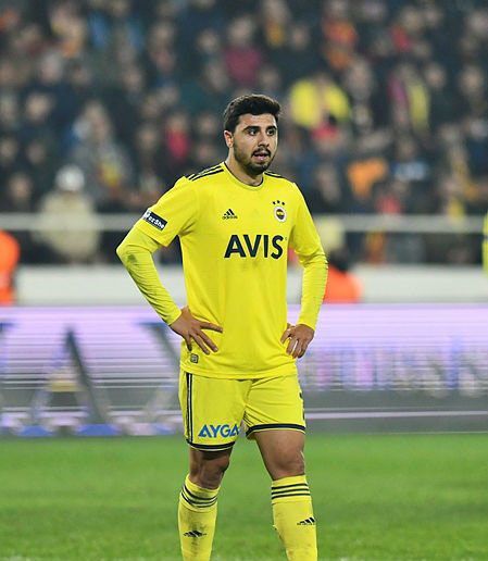                                                                 Ozan Tufan - Fenerbah�e                                                       