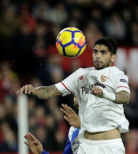                                                                 Ever Banega - Sevilla                                                       