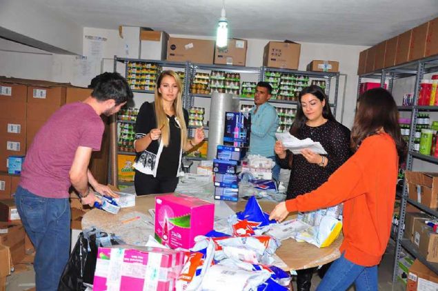 'LK AY CROM 1.450 LRAYDI'  <br><br>  ocukluunda byle bir meslei hayal etmediini kaydeden Erylmaz, 'Byle bir meslek yapacam ve buralara geleceimi hi dnmemitim.   <br><br>  Babam eczacdr. ocukluk yalarmdan beridir babama yardm ederdim. ngilizce iletme mezunuyum.  ararken klasik olarak fabrikalara bavururuz.       