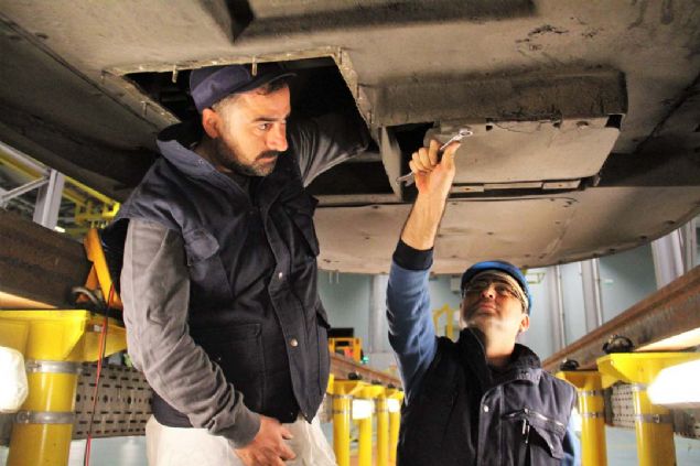 Ayrca Leventolu, Trkiye'nin filosunda 19 adet Yksek Hzl Tren bulunduunu ve bunlarn 12 tanesinin gn ierisinde stanbul, Eskiehir ile Konya'ya 44 defa sefer gerekletirdiinin altn izdi.     