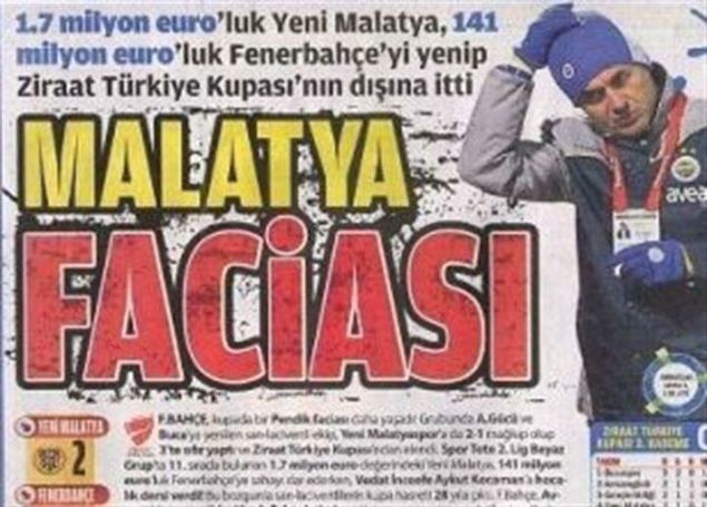                                                                 YEN MALATYASPOR 2-1 FENERBAHE  <br><br>  2010-2011 sezonunda kupada C Grubu'nda Fenerbahe, 2. Lig ekibi Yeni Malatyaspor'a 2-1 yenildi. Bu sonula Sar-Lacivertliler'in elenmesi de kesinlemi oldu. Kanarya be takml grubu o sezon sonuncu tamamlad.                                                        