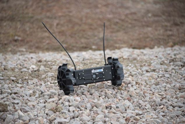 G�venlik g��lerinin talepleri do�rultusunda, at�labilen, pek �ok engeli a�abilen, farkl� faydal� y�klerle �e�itli g�revleri yerine getirebilen hafif s�n�f insans�z kara ara�lar� yerli olarak geli�tirildi. 