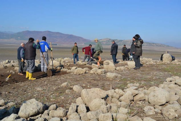 Hyn gn yzne kmasnn ardndan blgede arkeolojialmas balatld.   