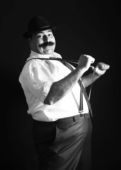 Kilolarndan dolay rol ald dizilerde 'iman' karakterleri canlandran, Muhteem Yzyl'da eker Aa, oban Yldz'nda Cabbar, Elimi Brakma'dada Ferhat olarak seyircinin karsna kansinema ve dizi oyuncusu Yksel nal, doum gn olan 5 Temmuz'da hayatnda yeni birdnem balatt.    