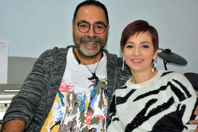 Benim yediim her neyse, onun 'iindekiler' yazan bir ambalaj yok. retilmiten uzak, yaratlma yakn bir beslenme biimini setim' dedi.    