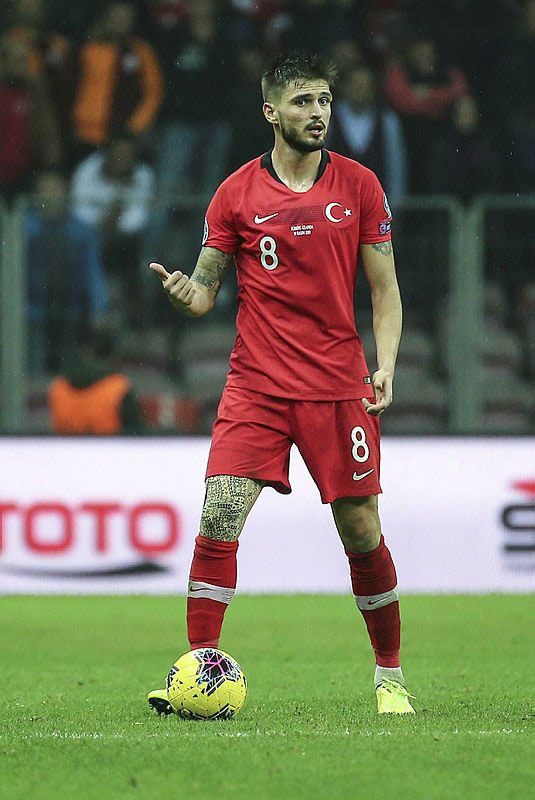                                                                 10- Okay Yoku�lu<br><br>  Ya�: 25<br><br>  De�eri: 12 milyon euro                                                        