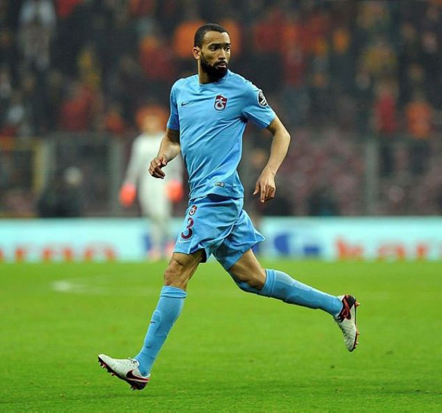                                                                 Bosingwa Trabzonspor                                                         