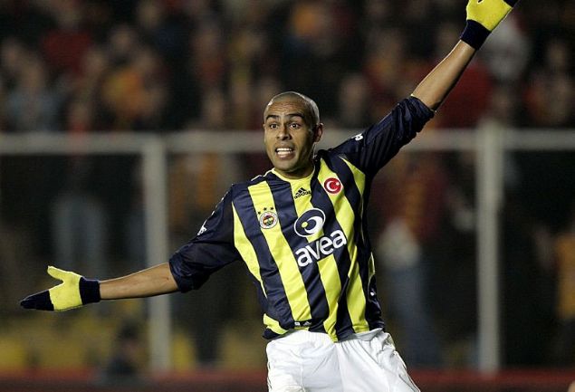                                                                 Nobre o sezonun 2. yarsnda oynad 18 lig manda 12 gol atmt.                                                         