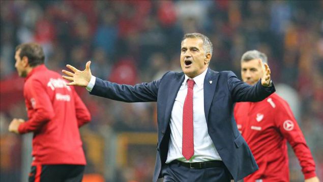                                                                 Beikta Teknik Direktr Gne A Milli Takm'da grevlendirildi  <br><br>  TFF 2019 ylnn mart aynda Beikta Teknik Direktr enol Gne'in A Milli Takm'da grevlendirildiini bildirdi.  <br>  TFF, A Milli Takm'n 2020 Avrupa Futbol ampiyonas (EURO 2020) elemelerinde 22 Mart'ta Arnavutluk ve 25 Mart'ta Moldova ile oynayaca msabakalar ncesinde Gne'in, 18-26 Mart tarihlerinde A Milli Takm'da grevlendirildiinin Beikta Kulbne ve kendisine bildirildiini, daha nce akland gibi Gne ile 4 yl kapsayan anlamann 1 Haziran 2019 tarihinden itibaren geerli olacan belirtti.  <br>  LeBron James, tm zamanlarn en skorer oyuncular sralamasnda Michael Jordan' geride brakt. LeBron James'in nnde Kareem Abdul-Jabbar, Karl Malone ve Kobe Bryant bulunuyor.  <br>  Galatasaray'da Bakan Mustafa Cengiz ve ynetiminin ikinci dnemi idari ynden ibra edilmedi.                                                         