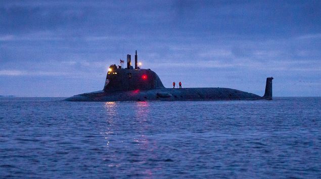 Baz kaynaklar denizaltnn lansmann, 'Moskova'nn 'imdiye kadarki en lmcl denizalts' olarak duyururken, bazlar da 'ABD Donanmas iin Noel hediyesi' eklinde anons etti.  