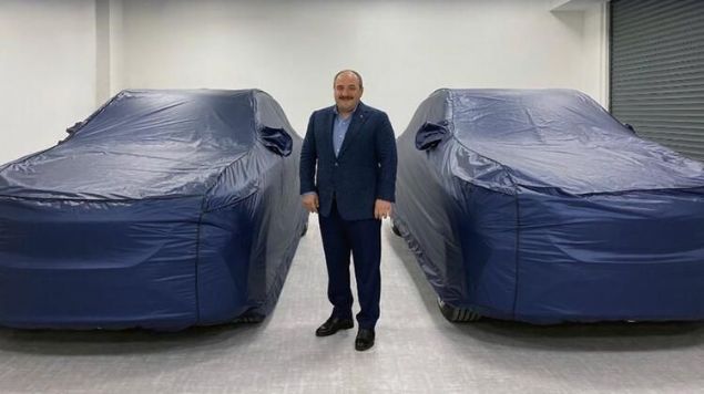  �ng�r�len toplam sabit yat�r�m tutar�n�n ger�ekle�tirilmesi amac�yla 31 Aral�k 2023 tarihine kadar en az 3 milyar 500 milyon lira tutar�nda nakit sermayenin ortaklarca �irkete �dendi�i yeminli mali m��avir raporu ile bakanl��a bildirilecek.   