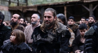 Dirili Erturul her geen hafta kyor TRT 1 teyakkuz da!