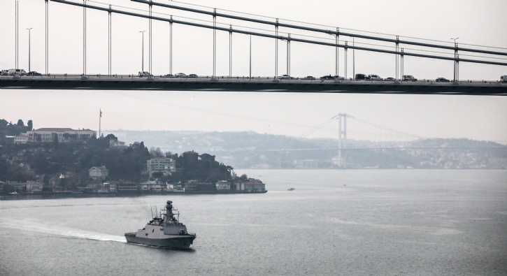 Sava gemileri pe pee stanbul Boaz'ndan geti