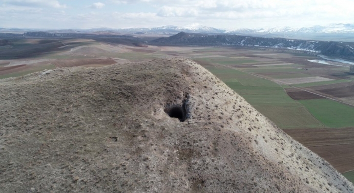 Sivas'taki Delik Tepe'de byk gizem!