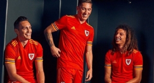 Euro 2020'de ülkelerin giyeceği formalar belli oldu